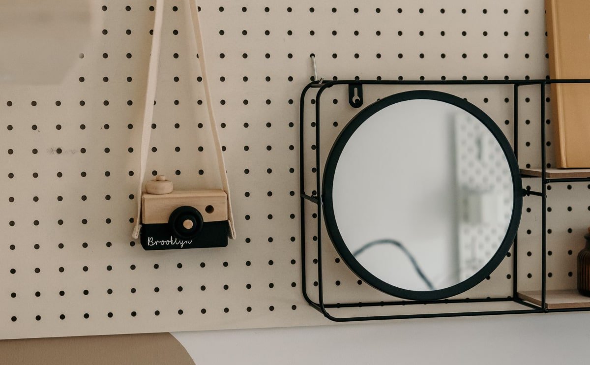 The big design: Wall likes pictures  Image of retail blog img 6
