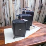 Swiss Wenger Unbreakable Polypropylene Luggage Set - Image 3